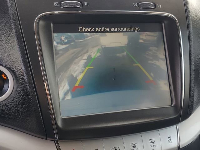 Used 2019 Dodge Journey SE image 15