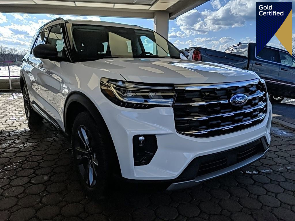 Certified 2025 Ford Explorer Active w/ Active Comfort Package image 1