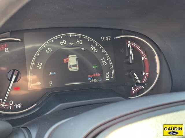 Used 2025 Toyota RAV4 XLE AWD/4WD image 20