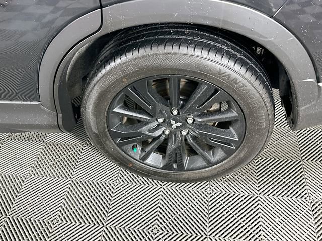 Used 2023 Mitsubishi Eclipse Cross LE image 32