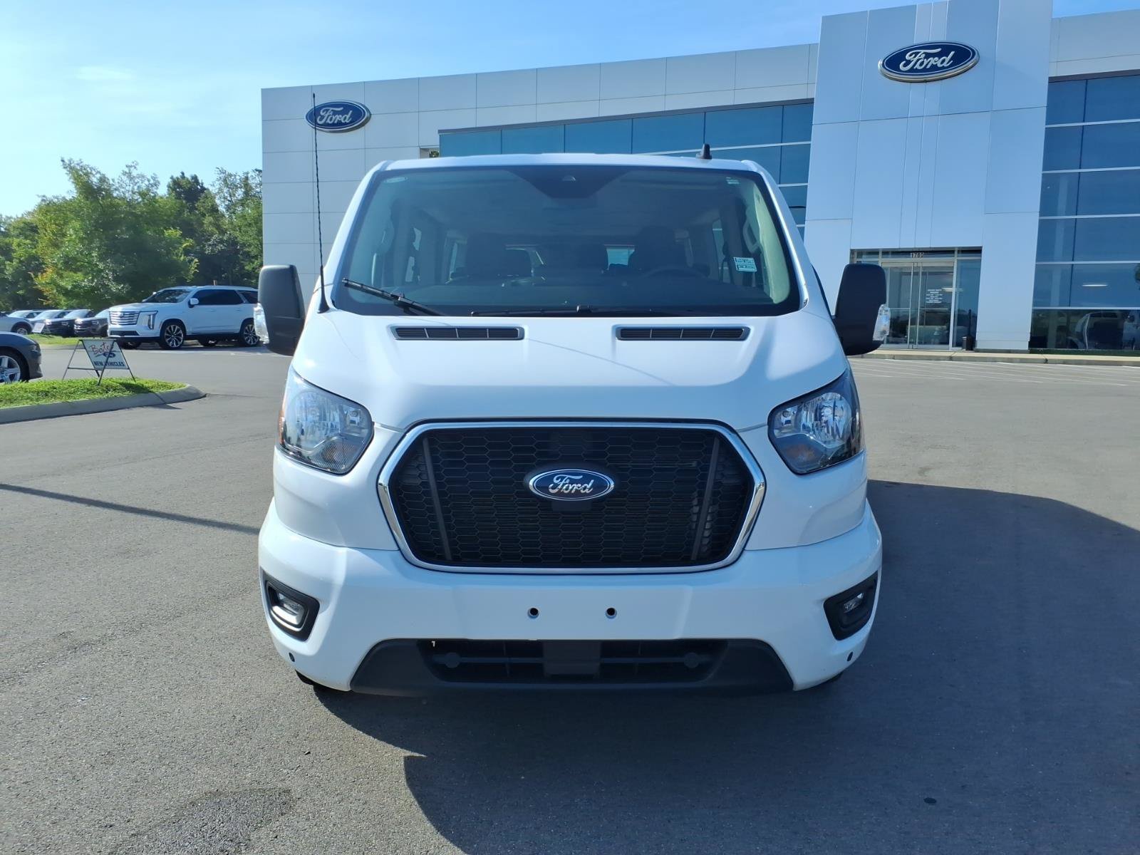 Certified 2024 Ford Transit 350 XLT RWD image 8