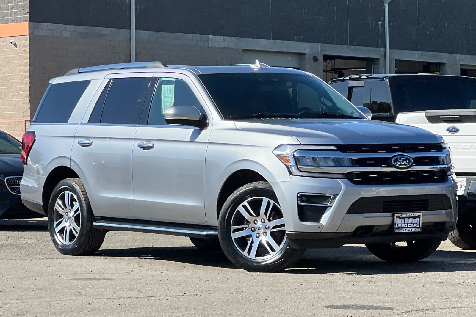 Certified 2023 Ford Expedition Limited image 8