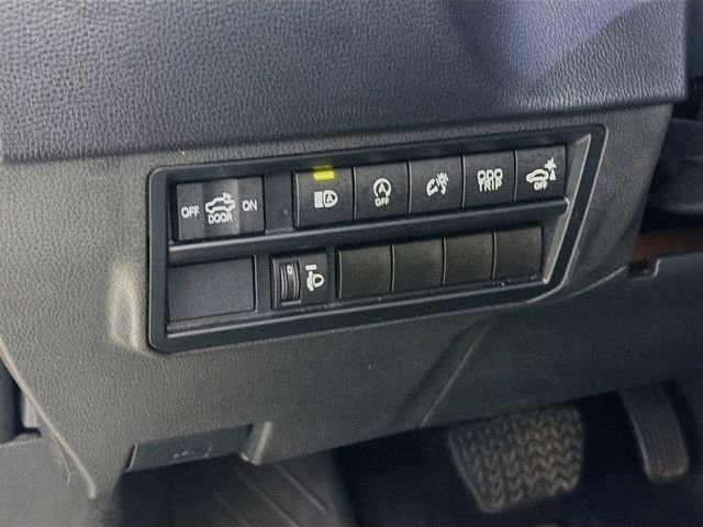 Used 2023 Toyota Tundra SR5 w/ SR5 Convenience Package AWD/4WD image 12