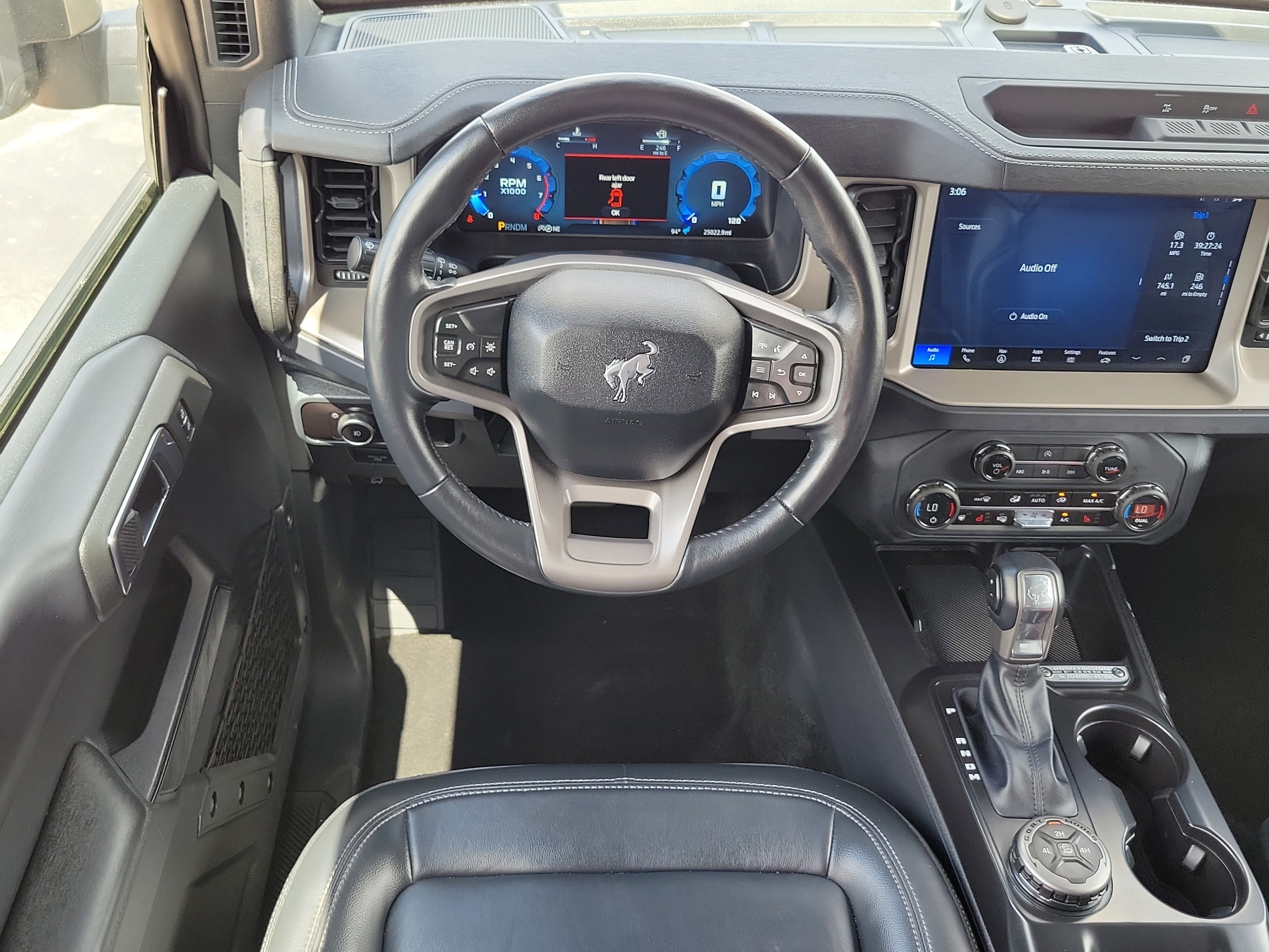 Certified 2025 Ford Bronco Outer Banks AWD/4WD image 17