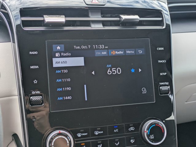 Used 2024 Hyundai Tucson SE image 19