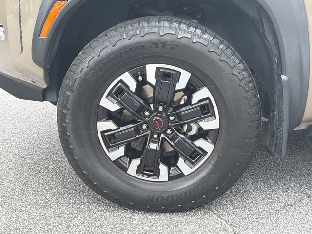Used 2023 Nissan Frontier PRO-4X w/ Tow Package AWD/4WD image 13