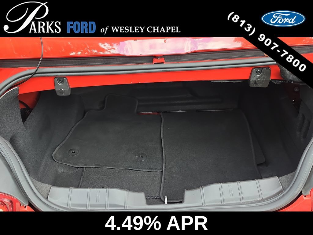 Used 2019 Chevrolet Camaro LT RWD image 9