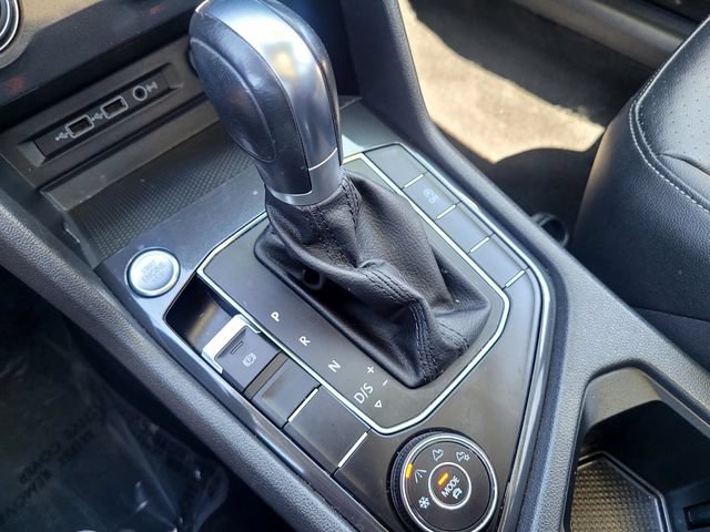 Used 2019 Volkswagen Tiguan SE AWD/4WD image 19