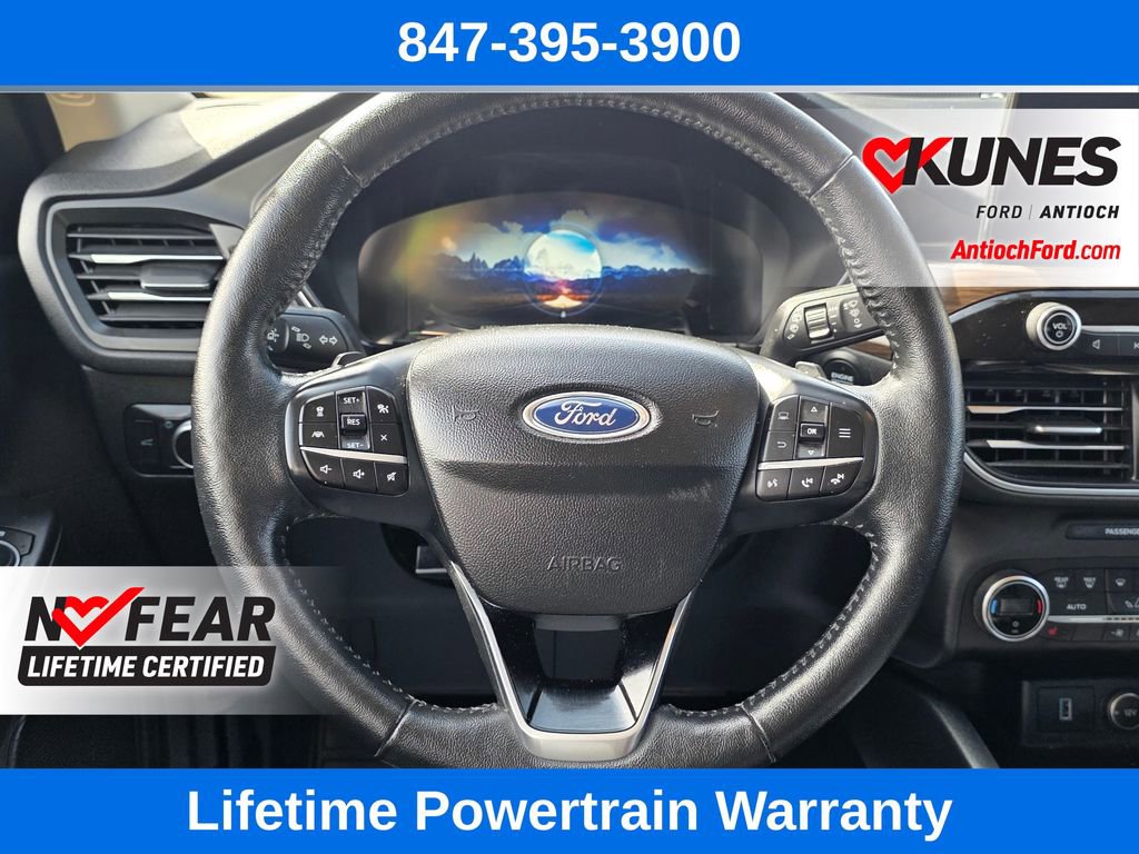Certified 2020 Ford Escape Titanium AWD/4WD image 37