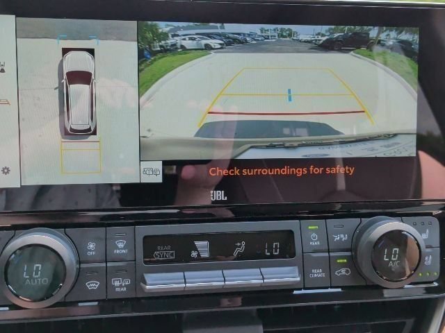 Used 2025 Toyota Grand Highlander AWD image 24