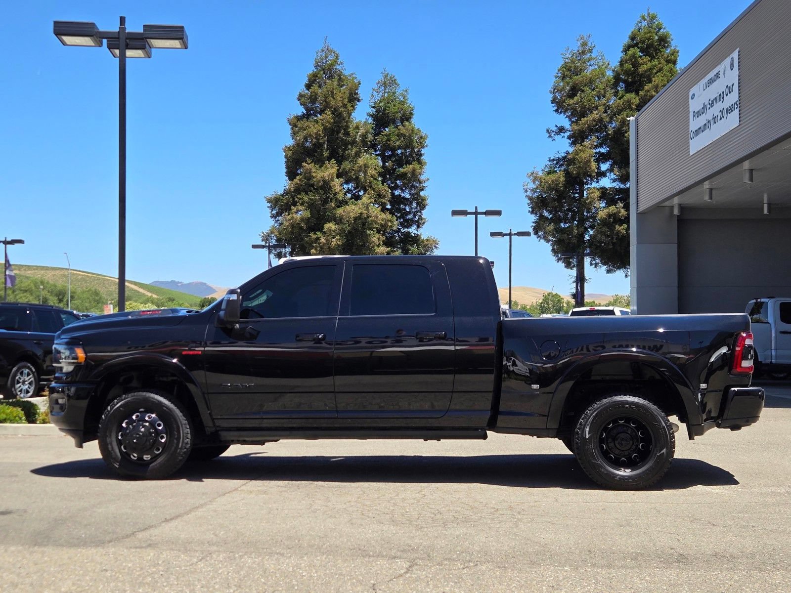 Used 2023 RAM 3500 Limited AWD/4WD image 7