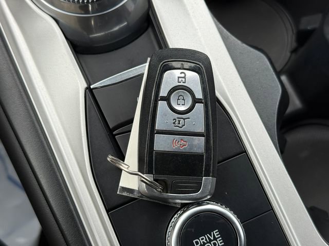 Certified 2022 Ford Explorer XLT image 12