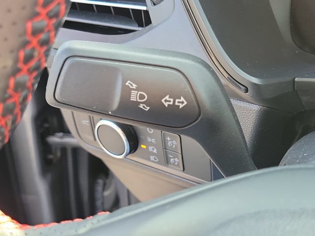 Certified 2024 Ford Escape ST-Line w/ Tech Pack #1 AWD/4WD image 10
