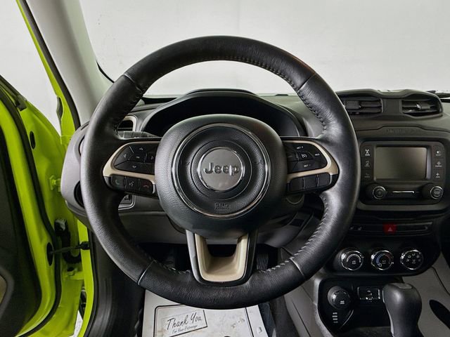 Used 2017 Jeep Renegade Latitude w/ Cold Weather Group image 11