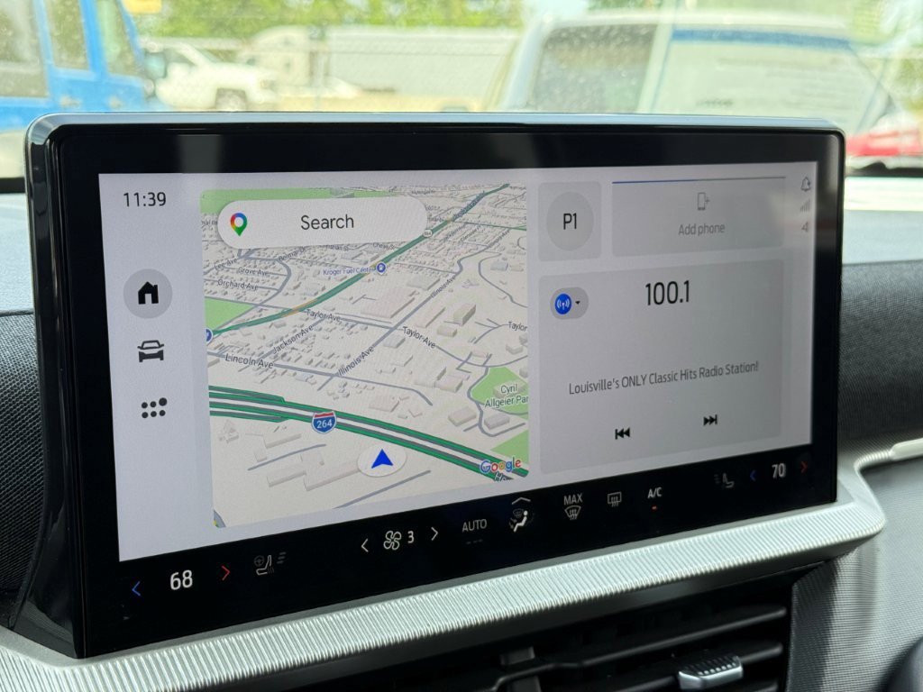 Certified 2025 Ford Explorer ST-Line w/ ST-Line Street Pack image 28