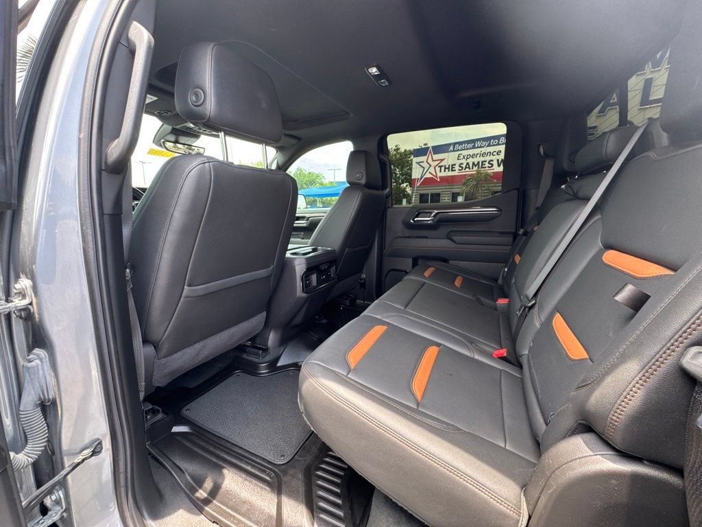 Used 2024 GMC Sierra 1500 AT4 w/ Technology Package AWD/4WD image 19