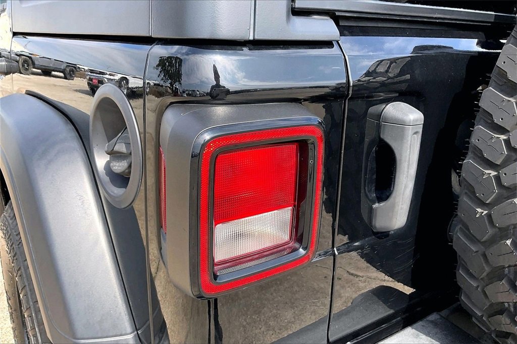 Used 2020 Jeep Wrangler Unlimited Sport image 20