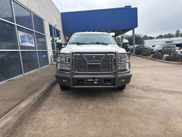 Certified 2022 Ford F350 Lariat w/ Lariat Value Package image 3
