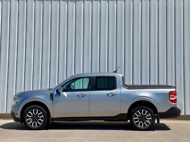 Certified 2022 Ford Maverick Lariat w/ Lariat Luxury Package AWD/4WD image 3