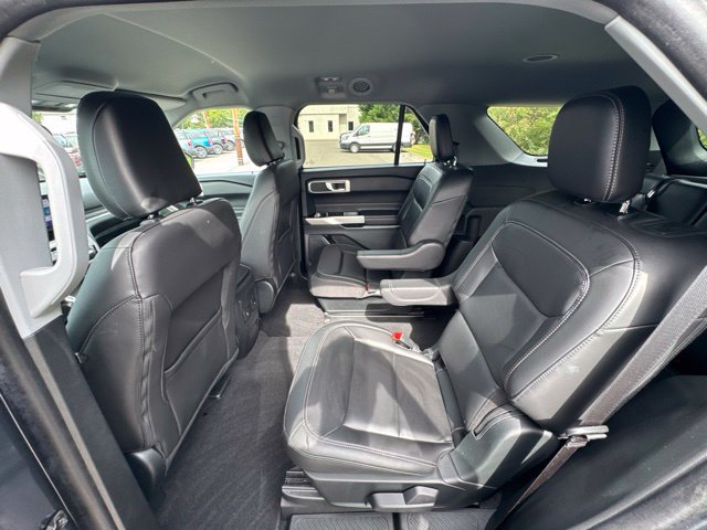 Certified 2024 Ford Explorer XLT w/ Equipment Group 202A AWD/4WD image 23