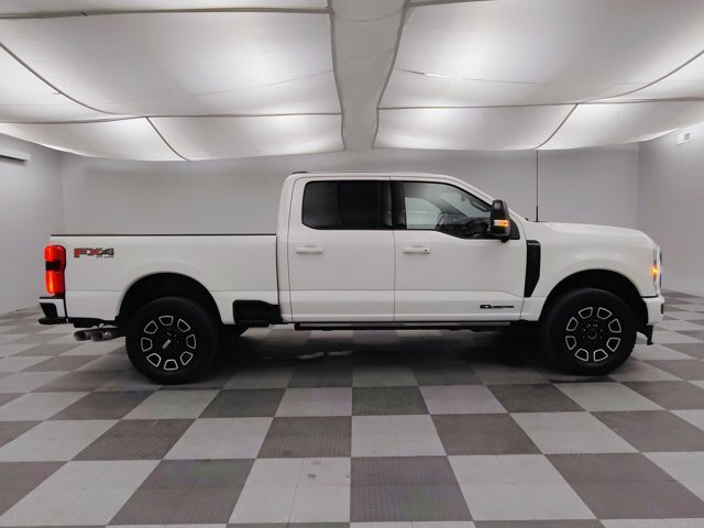 Certified 2025 Ford F350 Platinum AWD/4WD image 13