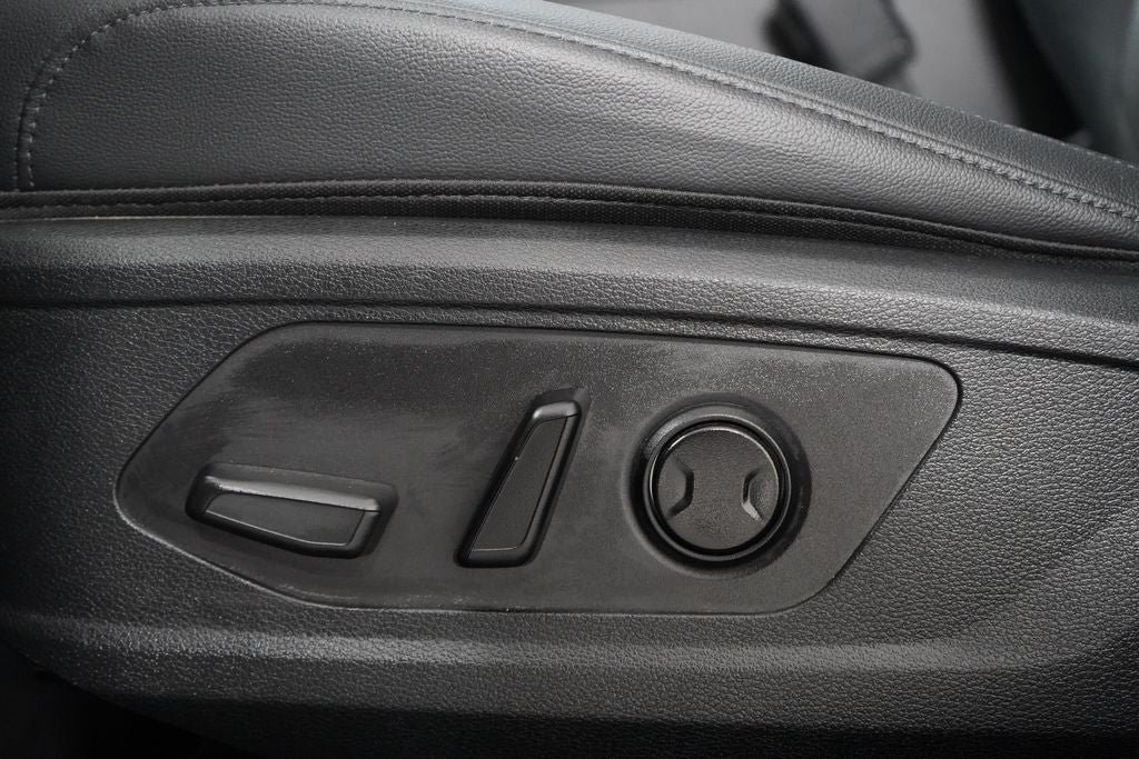 Used 2025 Kia Sportage X-Line w/ Premium Package AWD/4WD image 19