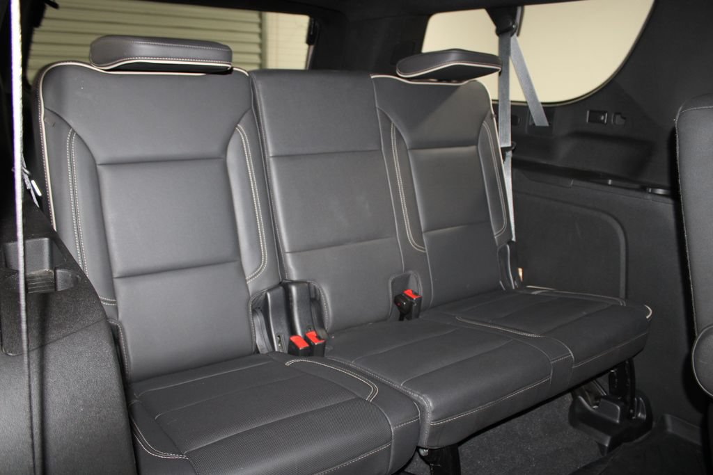 Used 2022 Chevrolet Suburban Premier RWD image 35