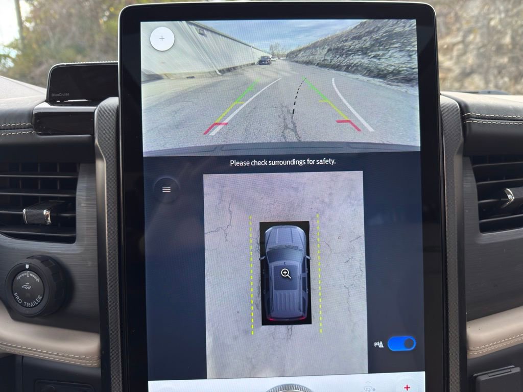 Certified 2023 Ford Expedition Platinum image 25