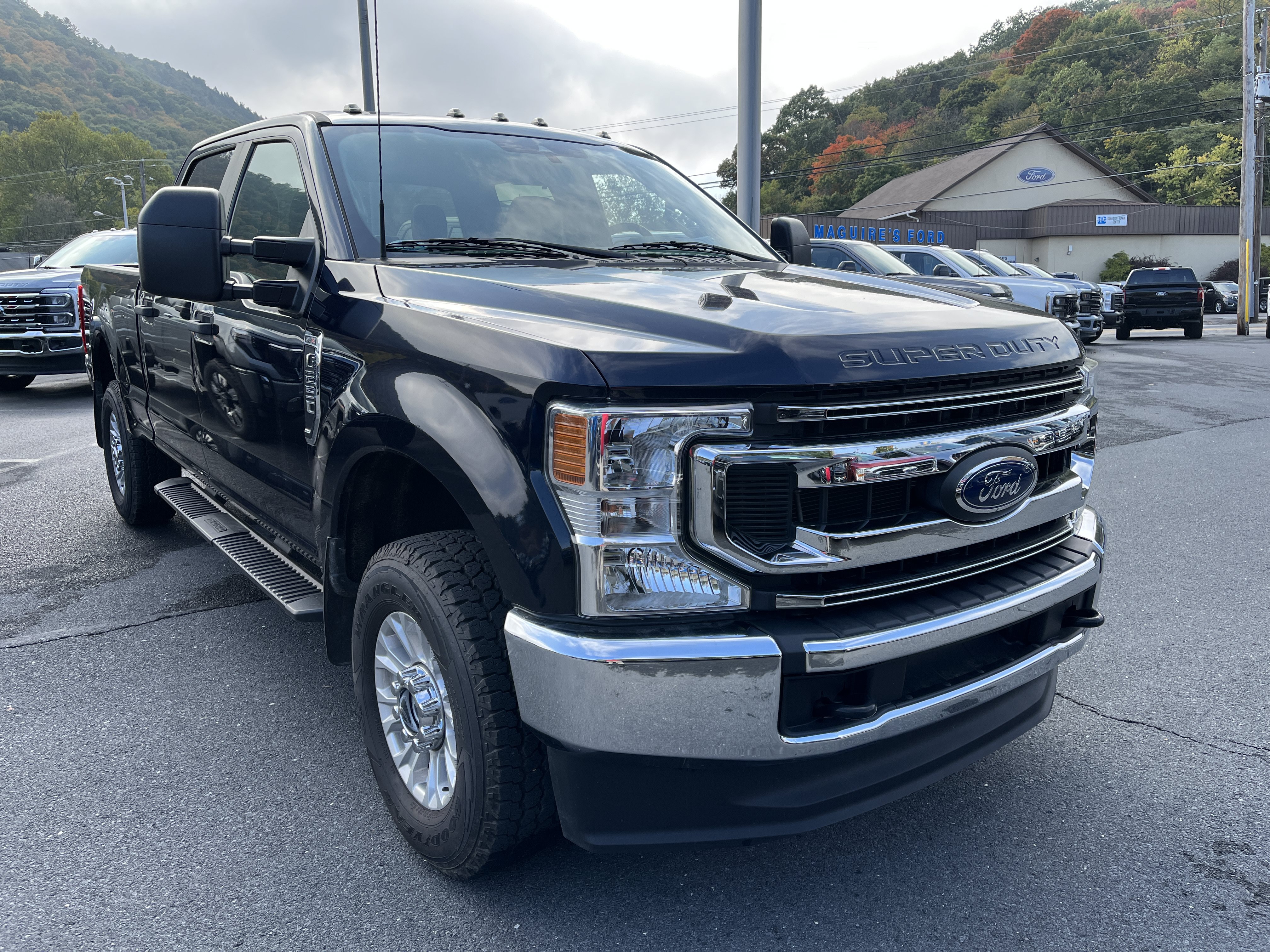 Certified 2021 Ford F250 XL w/ STX Appearance Package AWD/4WD image 4