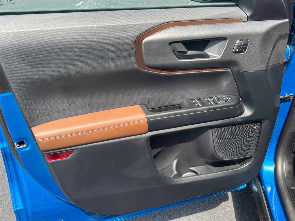 Certified 2025 Ford Bronco Sport Outer Banks image 11