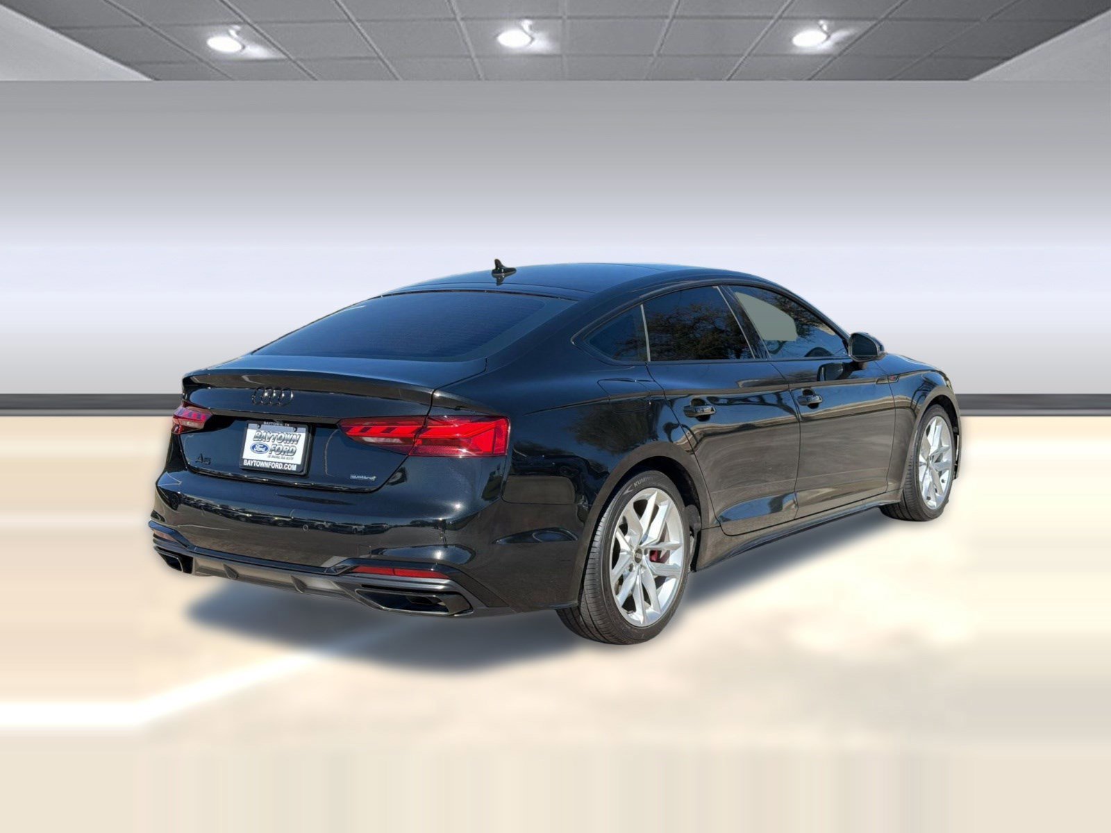 Used 2022 Audi A5 2.0T Premium Plus image 3
