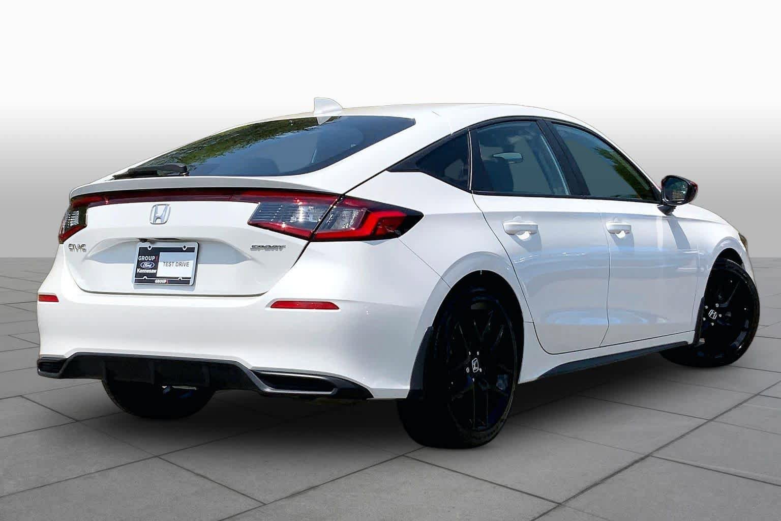 Used 2025 Honda Civic Sport image 13