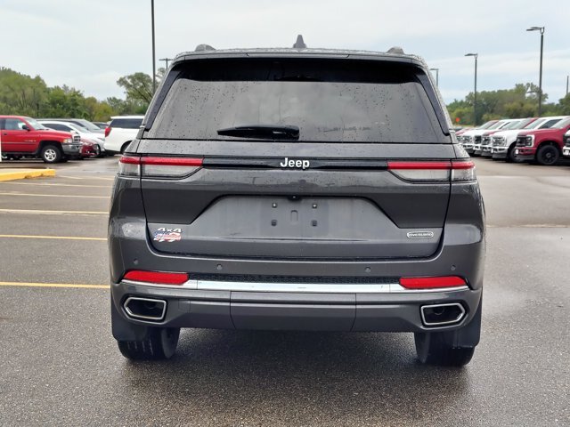 Used 2022 Jeep Grand Cherokee Overland AWD/4WD image 6