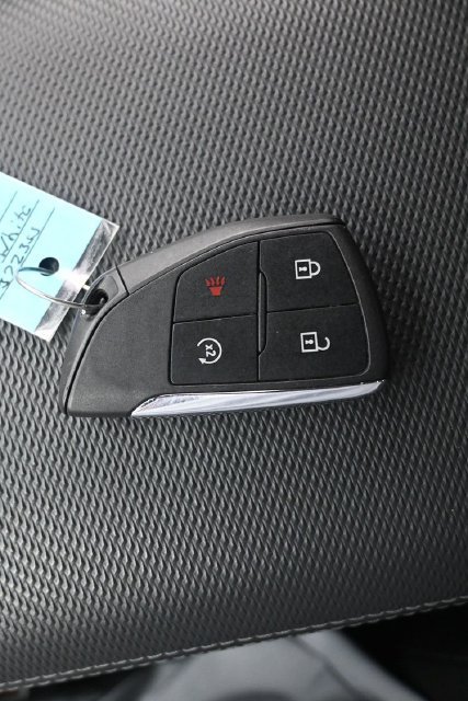 Used 2025 Chevrolet Equinox LT AWD/4WD image 15