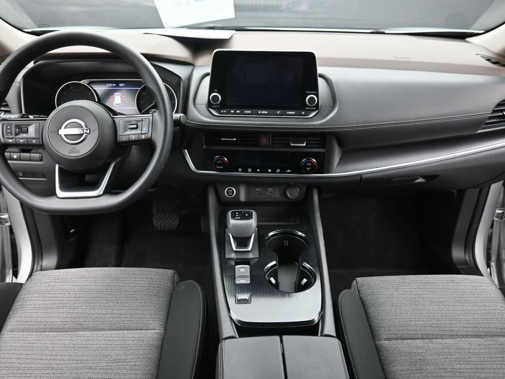 Used 2023 Nissan Rogue SV FWD image 10