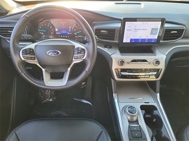 Certified 2022 Ford Explorer XLT w/ Equipment Group 202A image 4