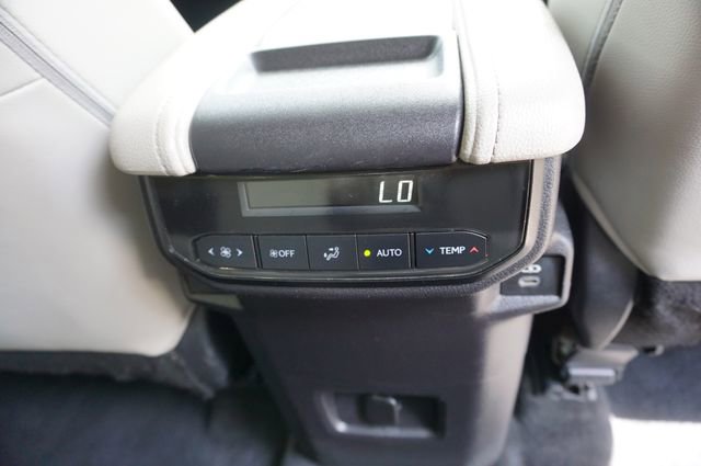 Used 2024 Toyota Grand Highlander FWD image 23