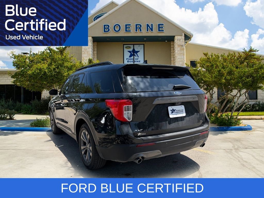 Certified 2023 Ford Explorer XLT w/ Equipment Group 202A RWD image 3