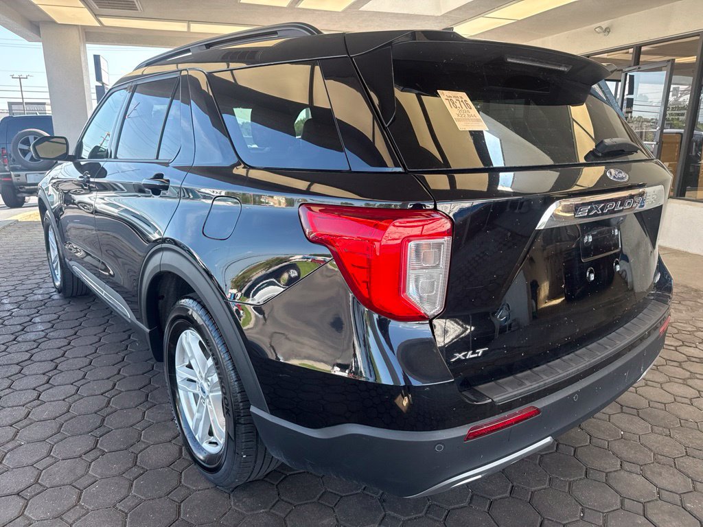 Certified 2024 Ford Explorer XLT w/ Equipment Group 202A AWD/4WD image 8