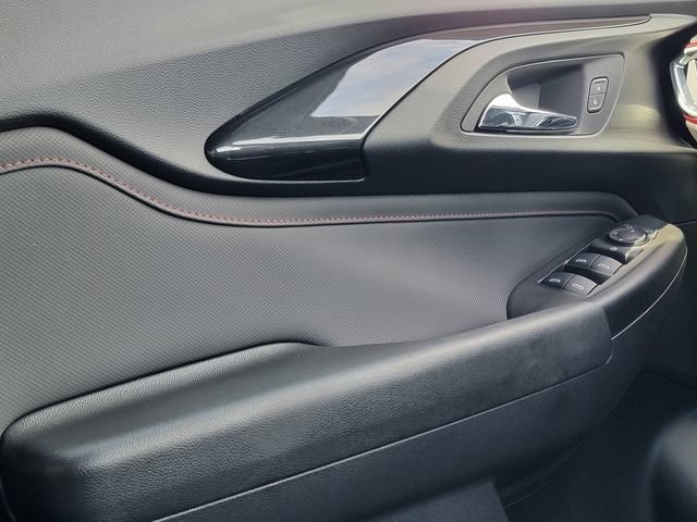 Used 2022 Chevrolet TrailBlazer RS w/ Sun and Liftgate Package AWD/4WD image 36