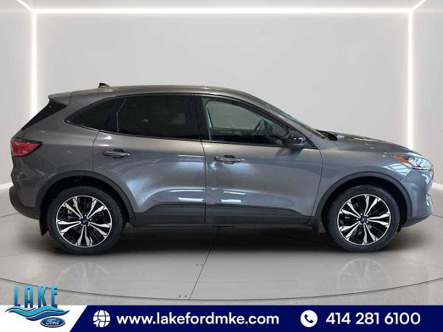 Certified 2022 Ford Escape SE w/ SE Sport Appearance Package AWD/4WD image 8