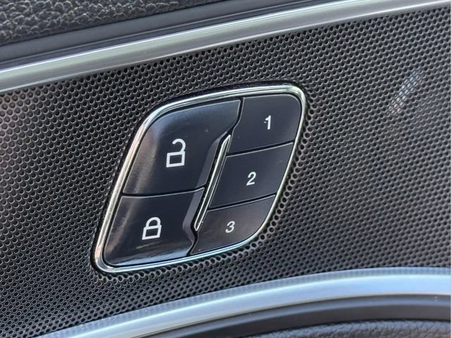 Certified 2018 Ford Explorer Limited FWD image 23