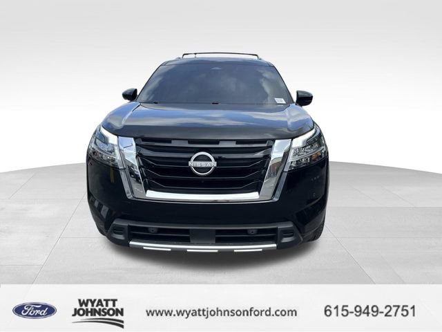 Used 2024 Nissan Pathfinder Platinum w/ Cargo Package image 8