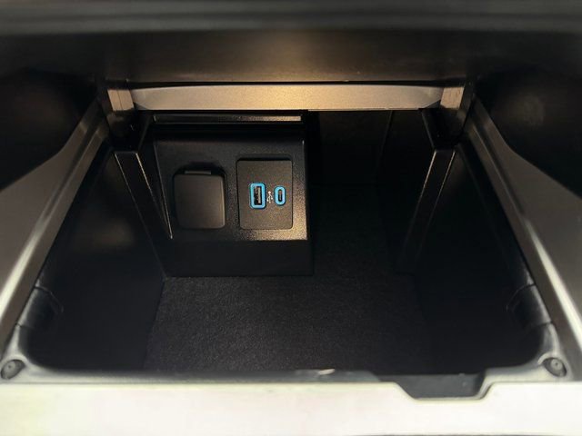 Certified 2022 Ford Explorer XLT image 19