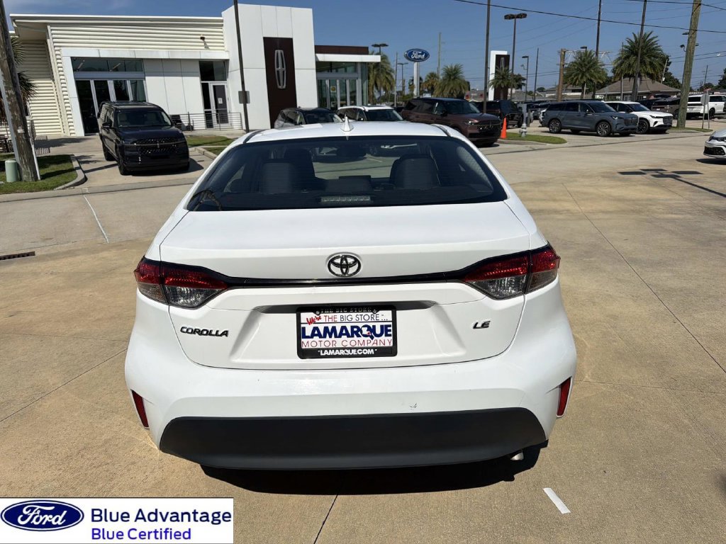 Used 2025 Toyota Corolla LE FWD image 8