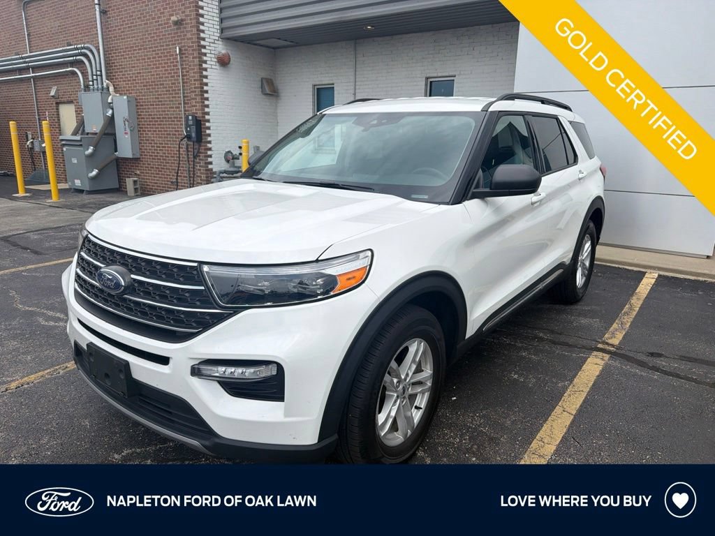 Certified 2023 Ford Explorer XLT w/ Equipment Group 202A AWD/4WD image 1