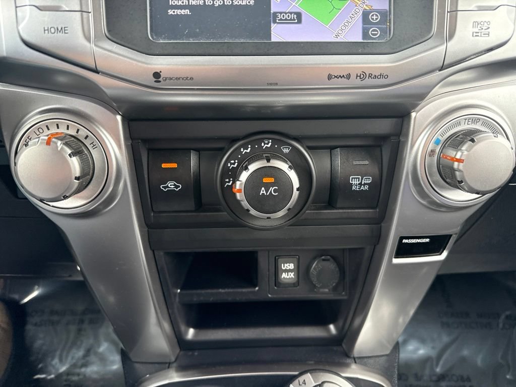 Used 2018 Toyota 4Runner SR5 AWD/4WD image 25
