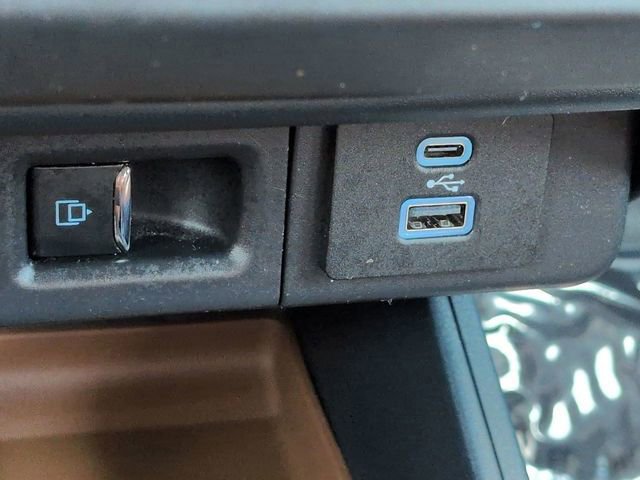 Certified 2023 Ford Maverick Lariat w/ Lariat Luxury Package image 23