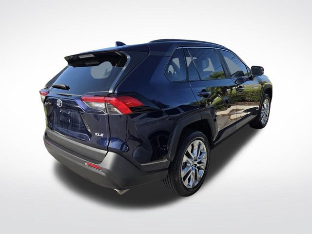 Used 2023 Toyota RAV4 XLE Premium FWD image 7
