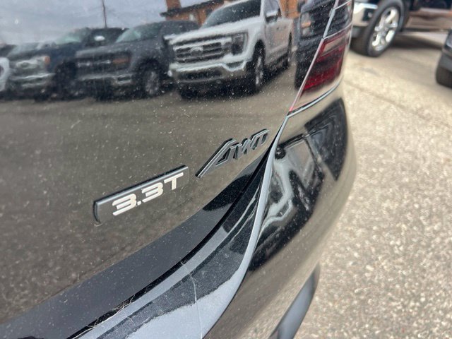 Used 2023 Genesis G70 3.3T w/ Sport Prestige Package AWD/4WD image 25
